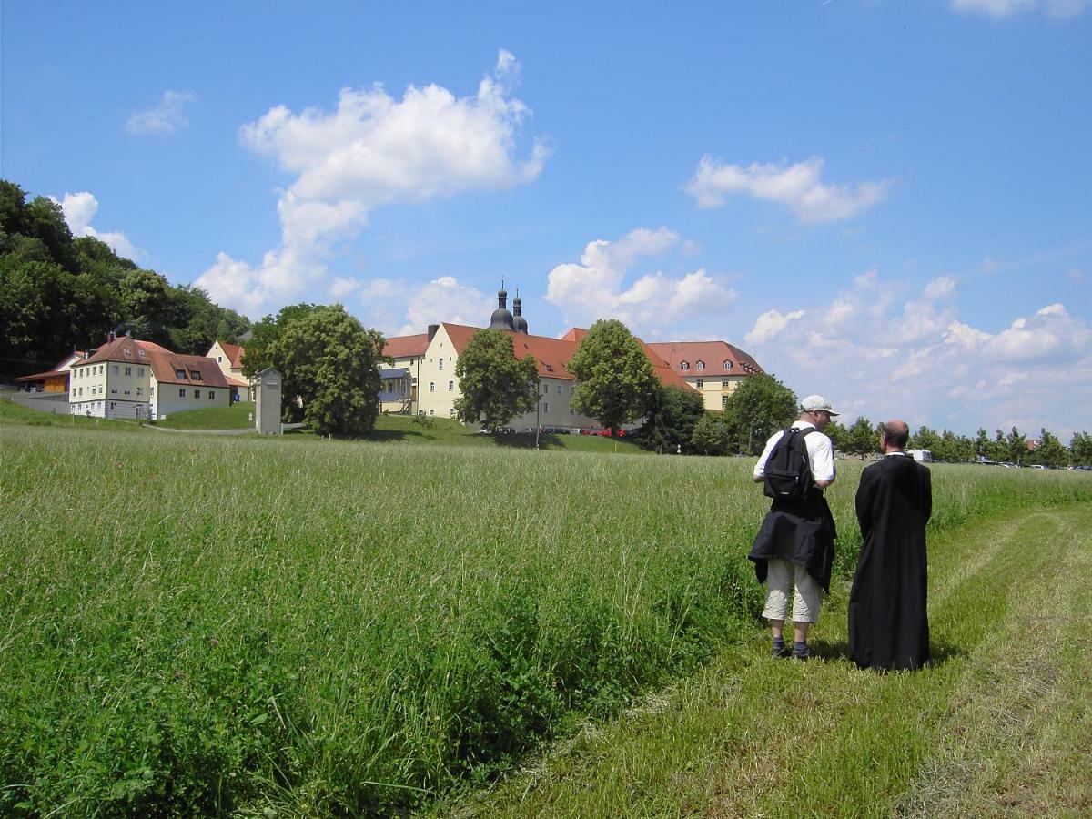 Kloster Plankstetten Gaste- Und Tagungshaus ベルヒング エクステリア 写真